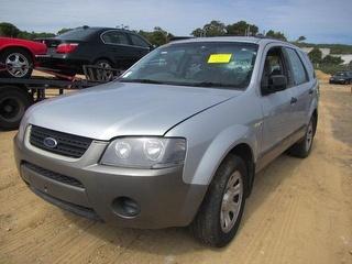 WRECKING 2005 FORD SX TERRITORY TX WITH FULL FRONT