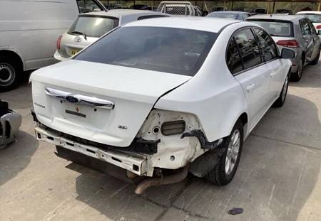 WRECKING 2010 FORD FALCON XT, 4.0L FACTORY GAS