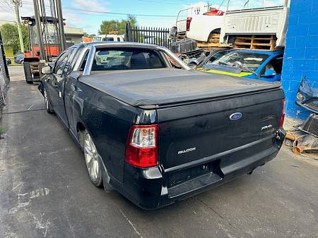 WRECKING 2010 FORD FG FALCON XR6 UTE FOR PARTS