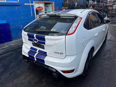 WRECKING 2010 FORD LV FOCUS XR5 TURBO FOR PARTS