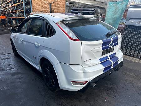 WRECKING 2010 FORD LV FOCUS XR5 TURBO FOR PARTS