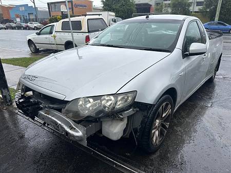 WRECKING 2008 FORD FG FALCON XR6 WITH 4.0L FACTORY GAS FOR PARTS