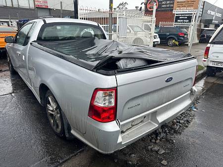 WRECKING 2008 FORD FG FALCON XR6 WITH 4.0L FACTORY GAS FOR PARTS